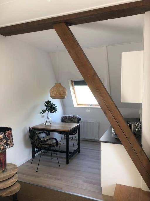 Rustig Logeerverblijf Aan De Rand Van De Stad Lekkum Bagian luar foto